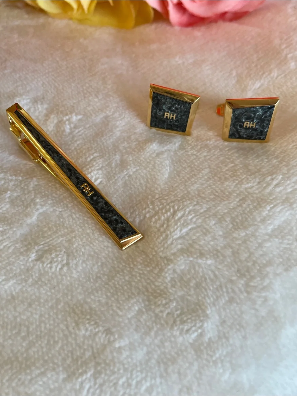 New Vintage Rykiel Homme Gold Monogram RH Tie-Clip and Cufflinks Set Rare